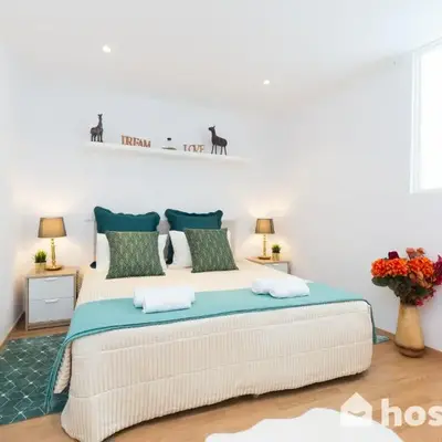 Host Wise - Colorful Fresh Flats - Batalha