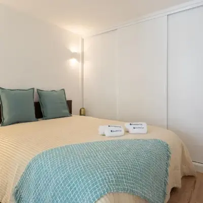 Host Wise - Charming Welcoming Flat - Centrally Located