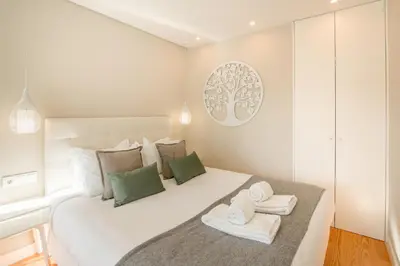 Gallery image of Oporto Garden Apartment in Porto