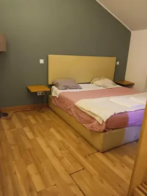 a bedroom with two beds in a room at Porto Centro Station in Porto