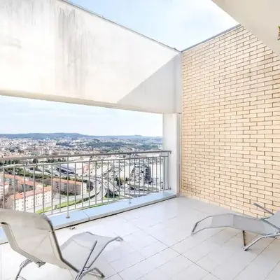 VIVA Stadium Residence Studios