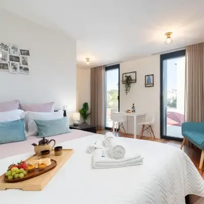 Stylish Studio in Porto Downtown by HostWise