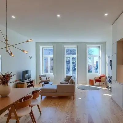 Spacious flat with private terrace and shared pool