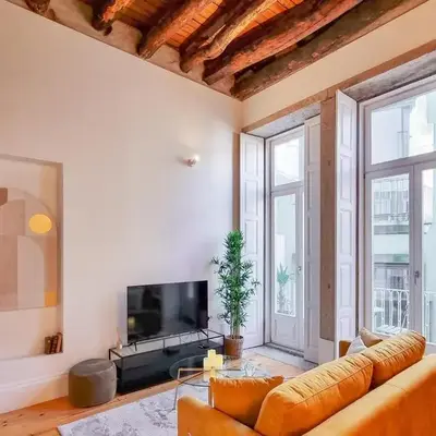 Loft with balcony on city's most important street