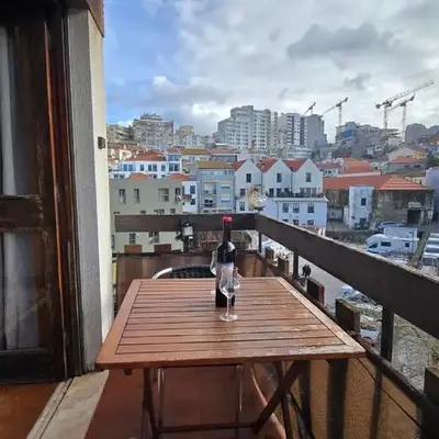 Classic Charm of an Old Porto free parking