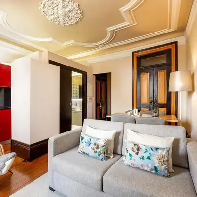 Duplex 2 Bedroom Apt for 3 in Bolhão Market