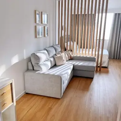 Downtown Studio 80 meters to metro and Free Parking