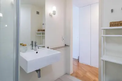 Gallery image of BFlat PortoTownhouse by LovelyStay in Porto