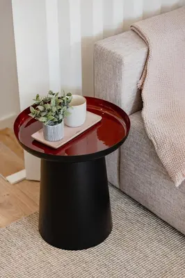 a living room with a couch and a table at The Light Loft @ BoaVista Flats in Porto