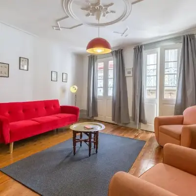 Charming Apartment by Hosty