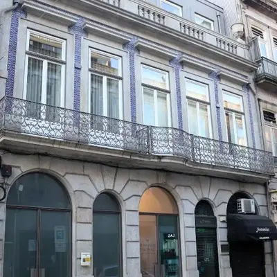 Fernandes Tomás Apartments 797