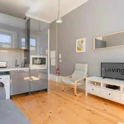 Liiiving in Porto - Silver Light Apartment