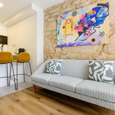 Magnolia 1 Luxury with AC Metro Downtown Porto