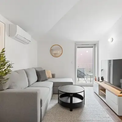 Modern 1BR Apartment - Brand New Bonjardim I