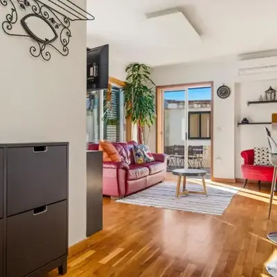 2 Bdr Guadiana House Garden Metro Station 2min
