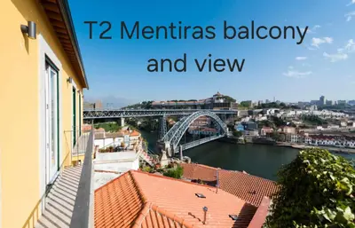 a view of the tyne river and the tyne bridge at Arco Apartments in Porto