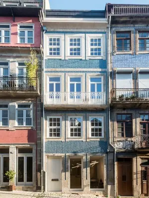 a row of buildings in a city at Domum 2 in Porto