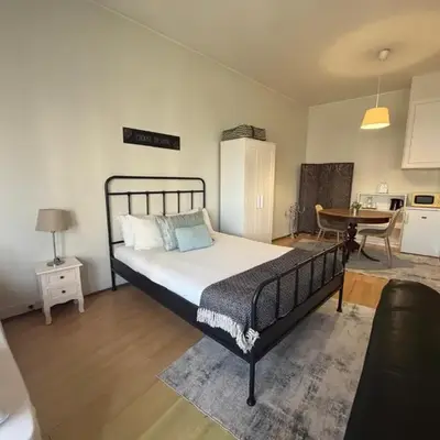 Oporto Trindade Residence