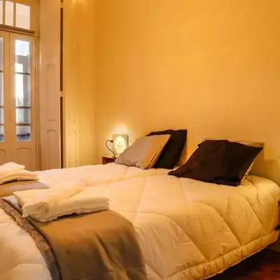 METRO APARTMENT
