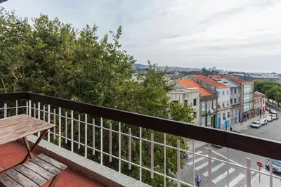 Gallery image of Spacious and Bright City Ap II in Porto