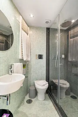 a hotel room with a bed and a desk at Casa dos Lóios by Shiadu in Porto