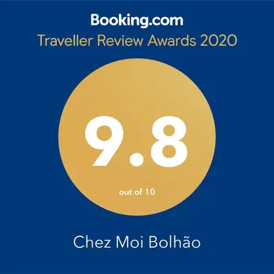 a yellow circle with the words trolley redeem rewards on it at Chez Moi Bolhão in Porto