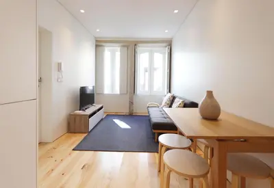Gallery image of HM - Charming Pinheiro Duplex Apartment in Porto