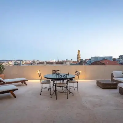 Best rooftop in Porto!