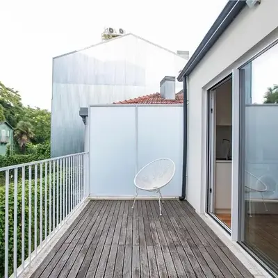 LovelyStay - Cozy 1BR in Santa Catarina w/ Balcony