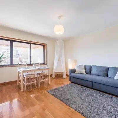 Gaia House - Apartamento com Metro à Porta e Centro Histórico Perto