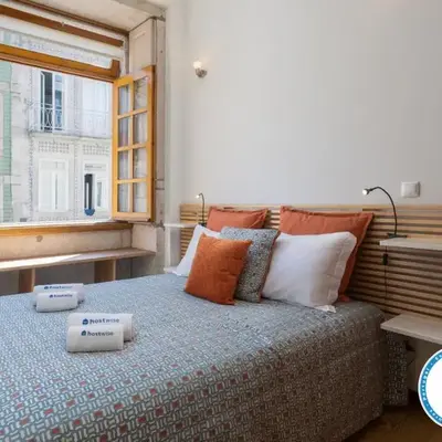 Host Wise - Urban Stylish Flat - Ace Location
