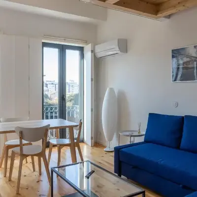 Alvaro's Charming Loft by MP