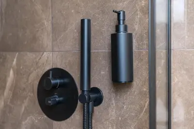 a showeruliculiculiculiculiculiculiculiculiculiculiculiculiculic at GuestReady - Mercadores 150 in Porto