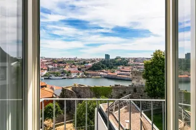 Gallery image of Oporto River View 2 Bed in Porto