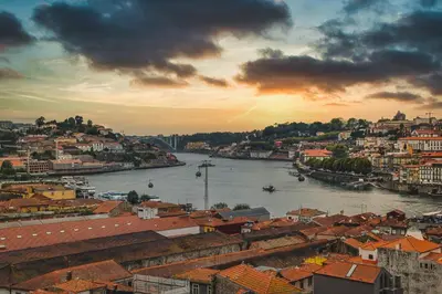 a view of a river with buildings and a city at Lovely 2BR w/ views over the river, parking incl in Vila Nova de Gaia
