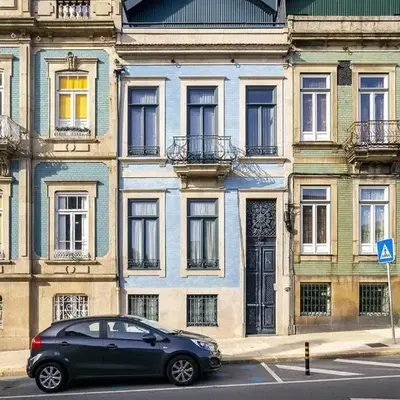 Stylish Downtown Apartment